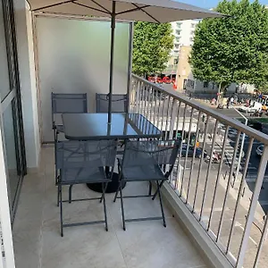 Superbe 2 Pièces à 50 M De La Promenade Des , Nice France