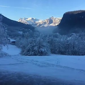 Vallée De Chamonix Au Pied Des Pistes , Les Houches France